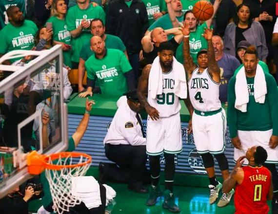 目中再度称 目中再度称